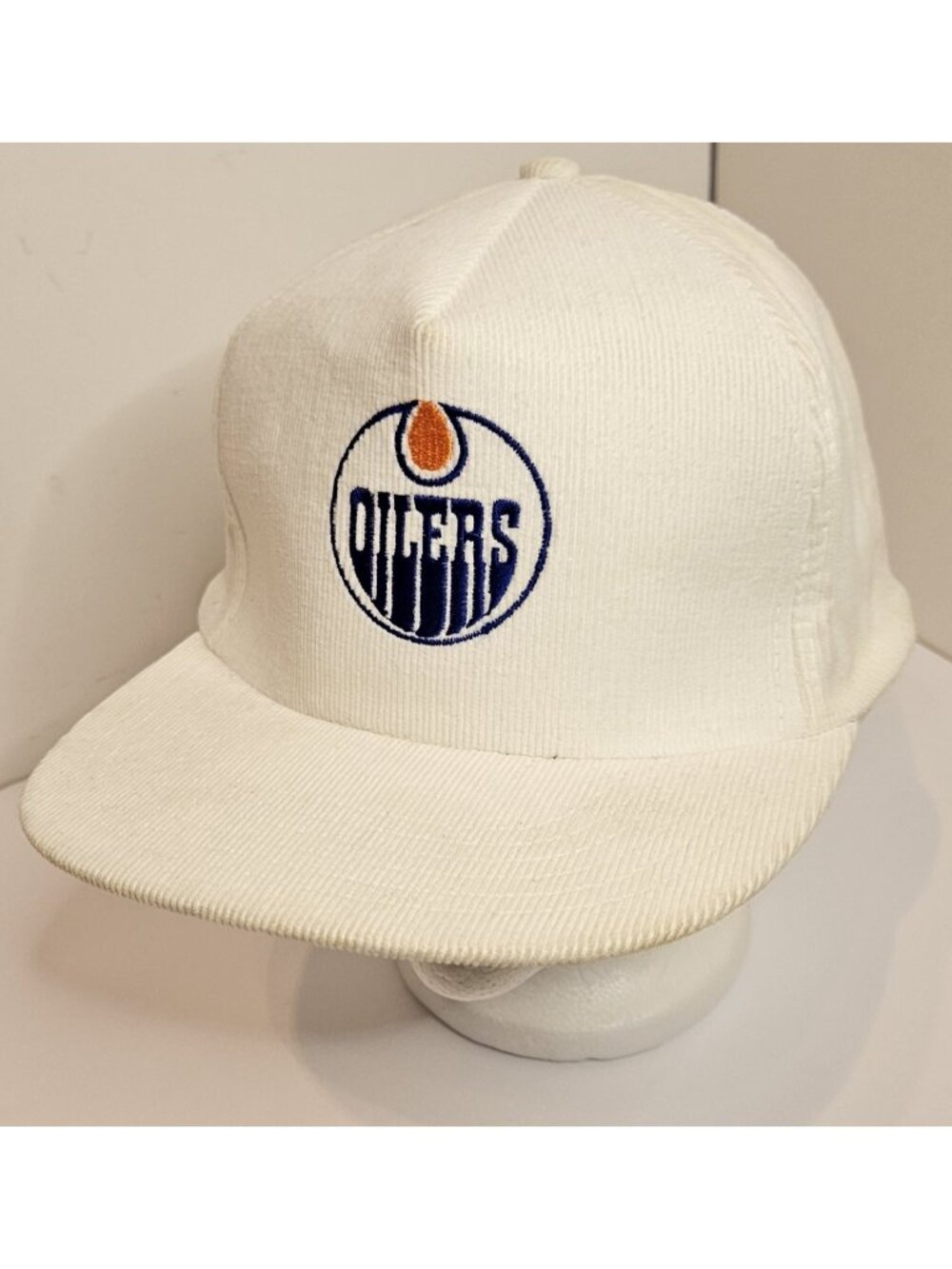 Vintage Edmonton Oilers Corduroy 1980 Trucker Hat Stanley Snapback Cap Canada